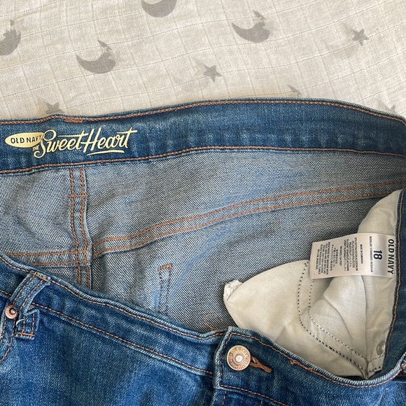 Jeans - Picture 3 of 3